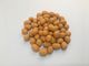La vitamine de nutrition d'arachides enduite par farine croustillante contiennent la saveur épicée de casse-croûte