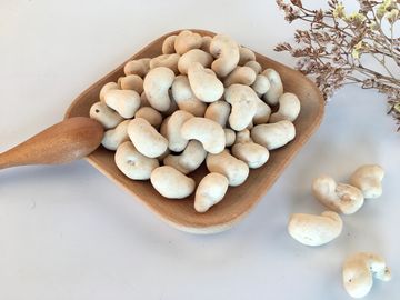 Nourritures Nuts d'emballage de sac d'oreiller de noix de coco d'arachides enduites savoureuses de saveur
