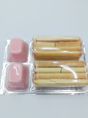 Des biscuits à la fraise avec une texture croustillante et un goût sucré classique