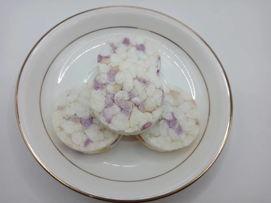 Des biscuits de riz remplis de riz