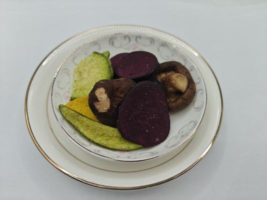 Découvrez la combinaison parfaite d'ingrédients naturels : Noix de macadamia grillées avec le mélange VF VEGE