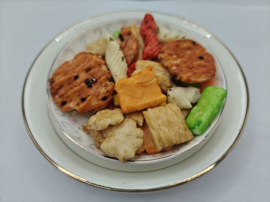 Craquelins de riz mélangés saveurs originales personnalisées, emballage en vrac avec ingrédients à l'huile