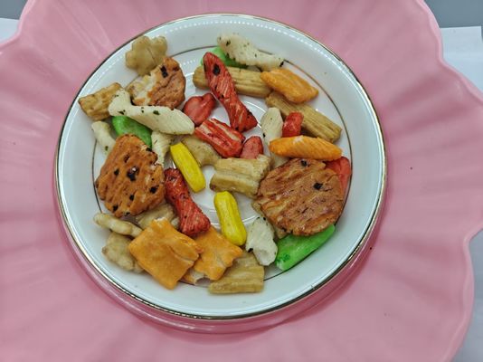 Craquelins de riz mélangés saveurs originales personnalisées, emballage en vrac avec ingrédients à l'huile