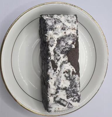 Mélange de collations saines Cap de lait de cacao Sachima avec une longue durée de conservation et une personnalisation OEM pour la vente au détail et la distribution