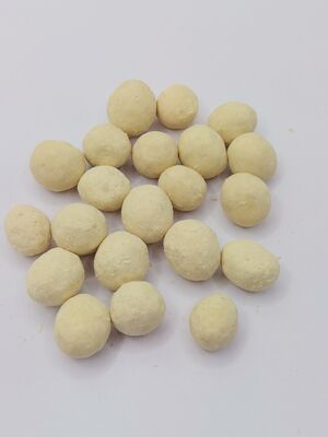 Fèves de soja enrobées de crème avec une riche saveur de lait et une texture croustillante - Des collations parfaites aux graines de soja