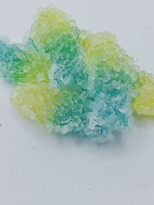 Couche de sucre cristallin mousseux en forme d'ours à double texture pour toutes les occasions