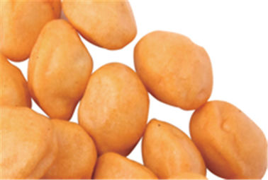 La farine de blé a enduit des arachides que les biscuits ont rôti la texture dure régénératrice épicée de goût