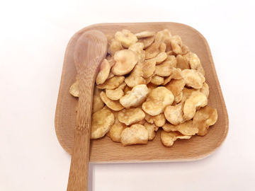 Goût croustillant salé frit de casse-croûte de fèves avec le certificat sanitaire