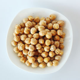 La nutrition élevée de casse-croûte sains a rôti les pois chiches salés/le casse-croûte sec croquant de saveur poivre noir
