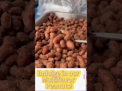 Des arachides croquantes à l'ail noir rôties à la chaleur - Irrésistibles